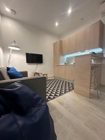 Casa De Huespedes Almirante Madrid Lägenhet Exteriör bild